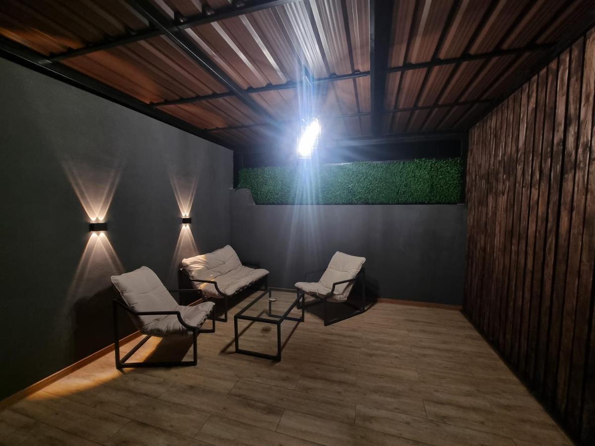 Fazenda Guest House 딜리잔 외부 사진