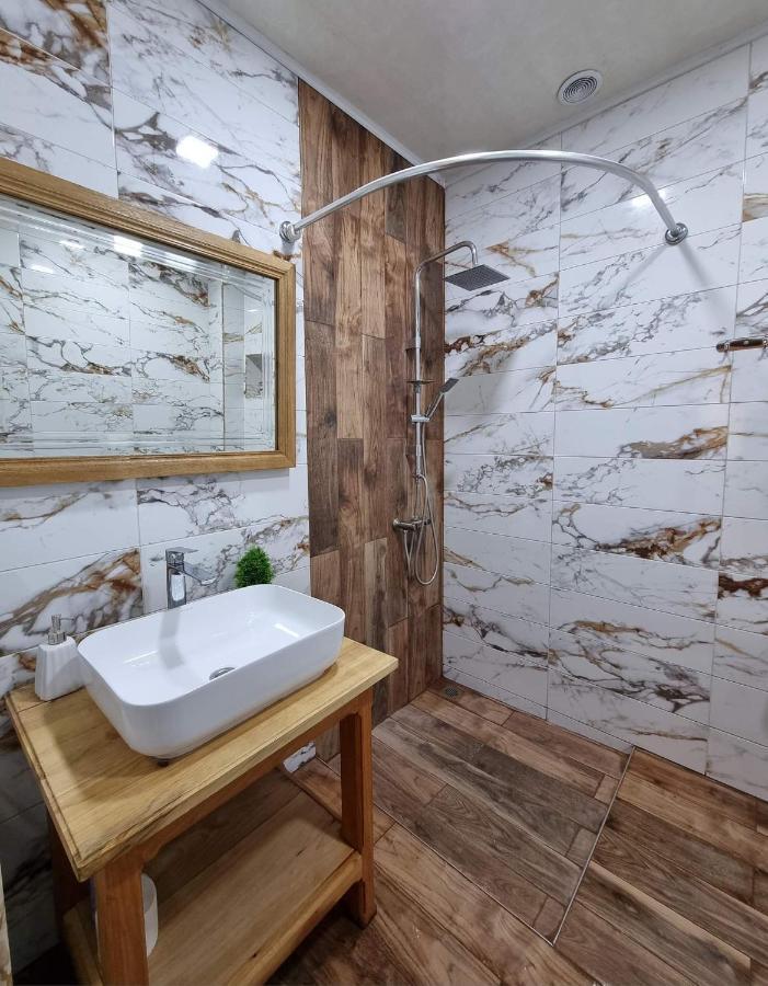 Fazenda Guest House 딜리잔 외부 사진
